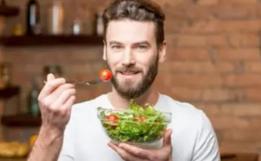 كيف يؤثر طعامك في قدرتك على التفكير خلال اليوم؟